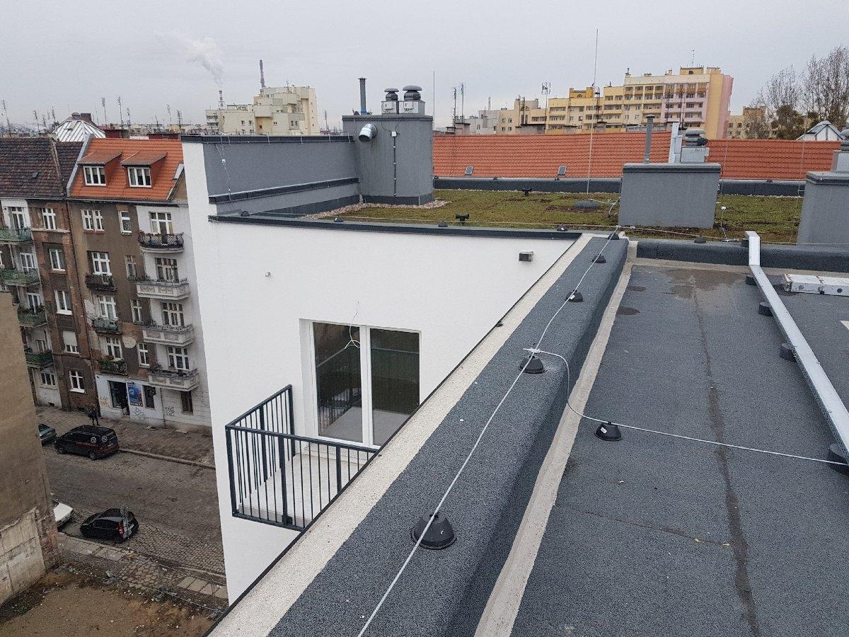 dachy płaskie użytkowe techniczne 237